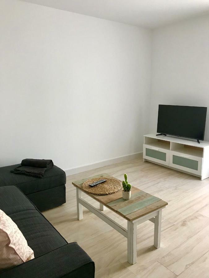 El Piset Carrer Sant Jordi Apartment กัมบริลส์ ภายนอก รูปภาพ
