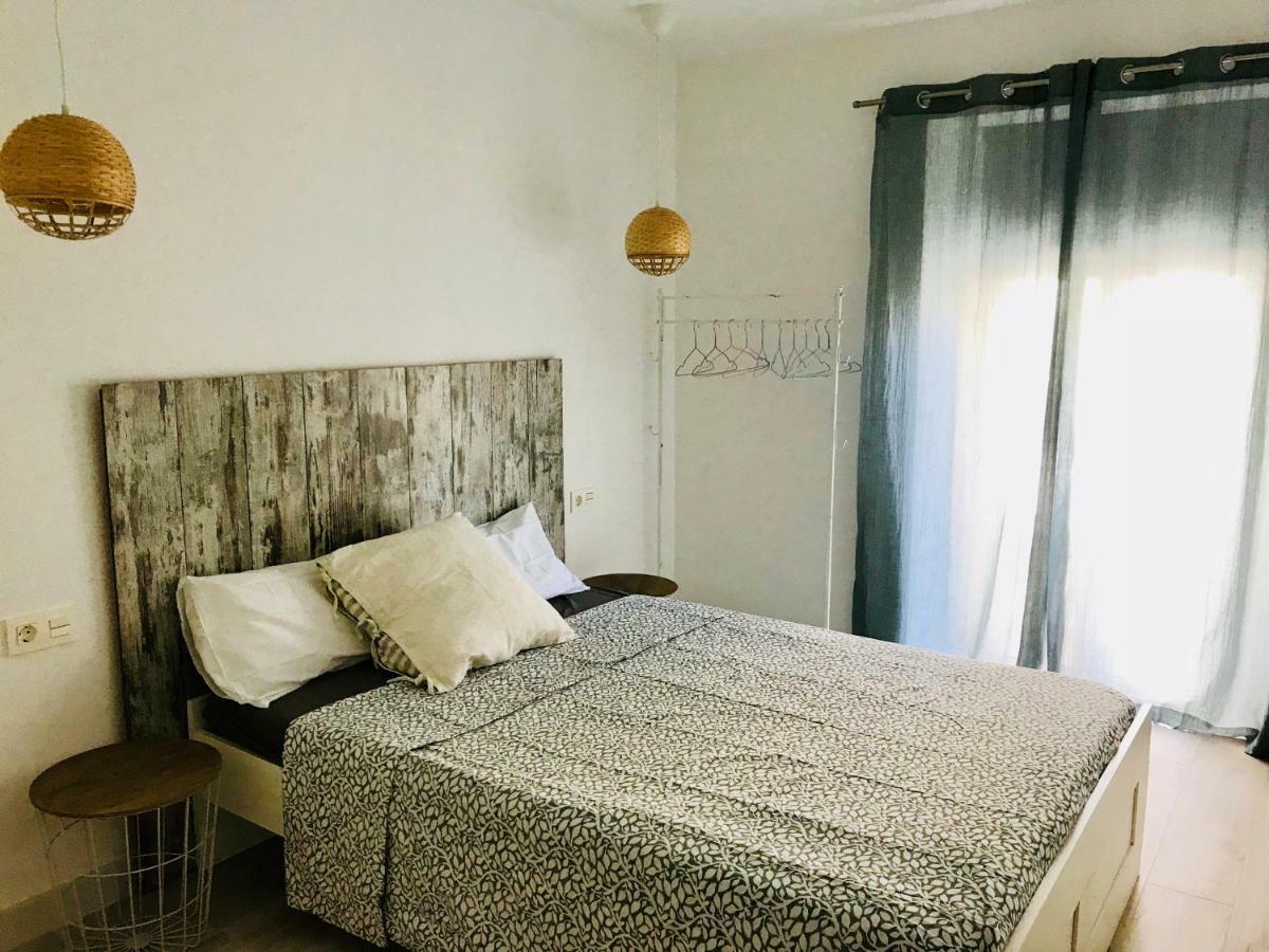 El Piset Carrer Sant Jordi Apartment กัมบริลส์ ภายนอก รูปภาพ